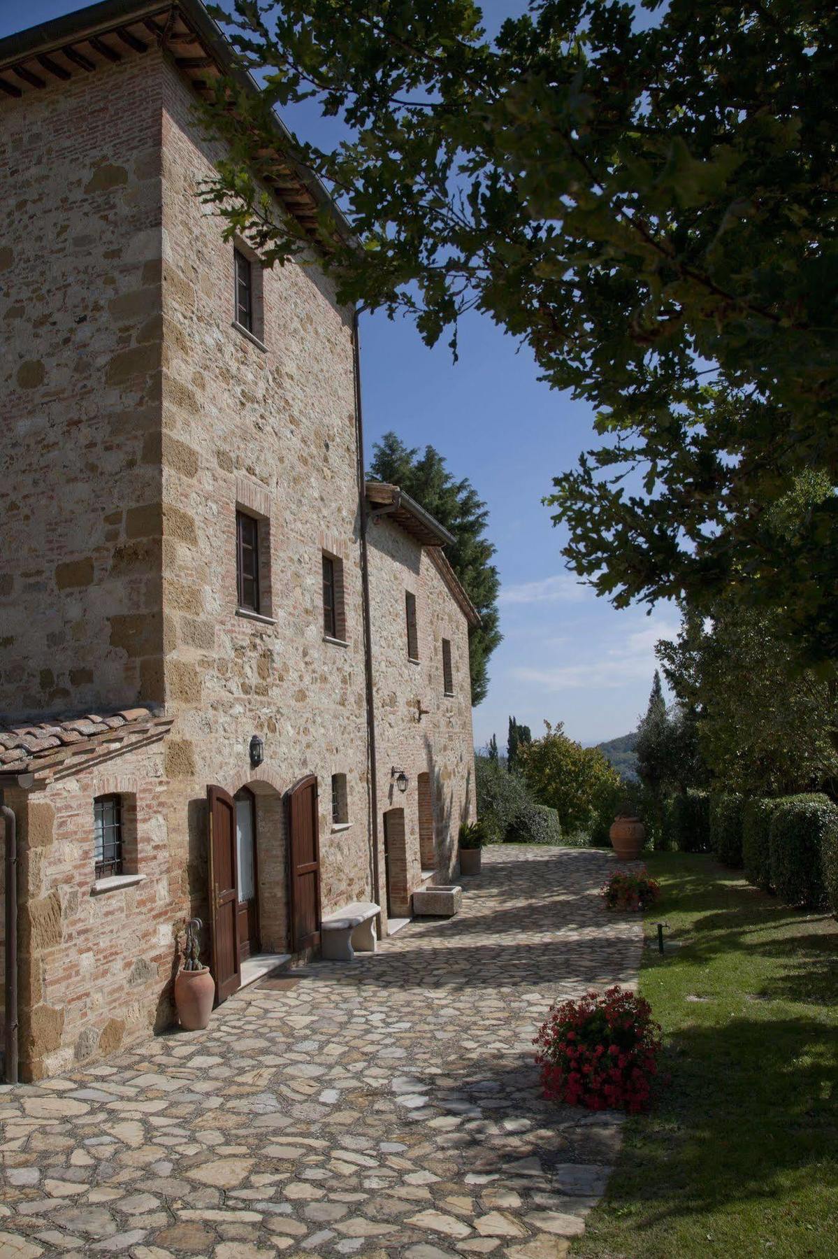 Montorio Villa Montepulciano Stazione Exteriör bild