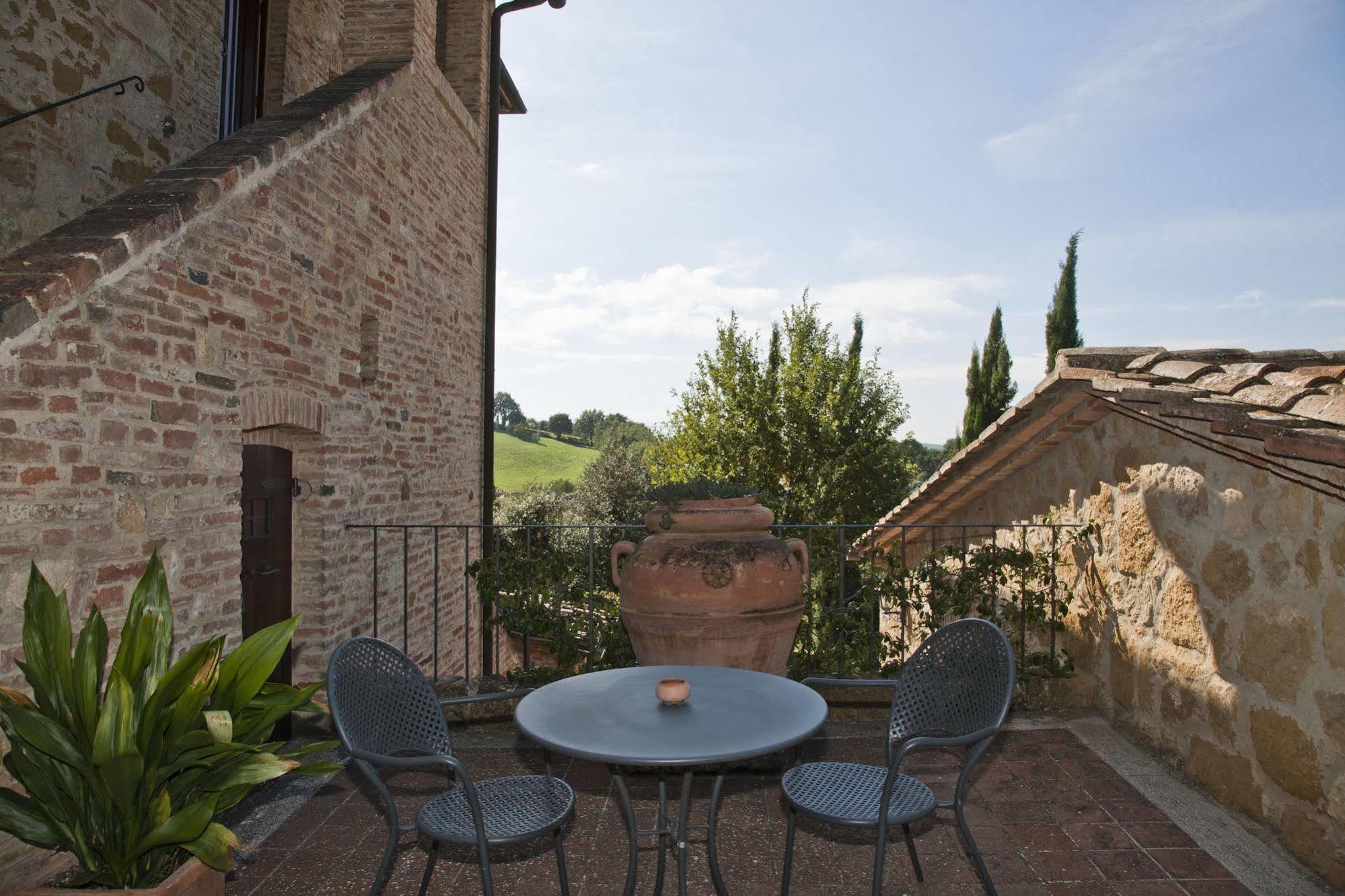 Montorio Villa Montepulciano Stazione Exteriör bild